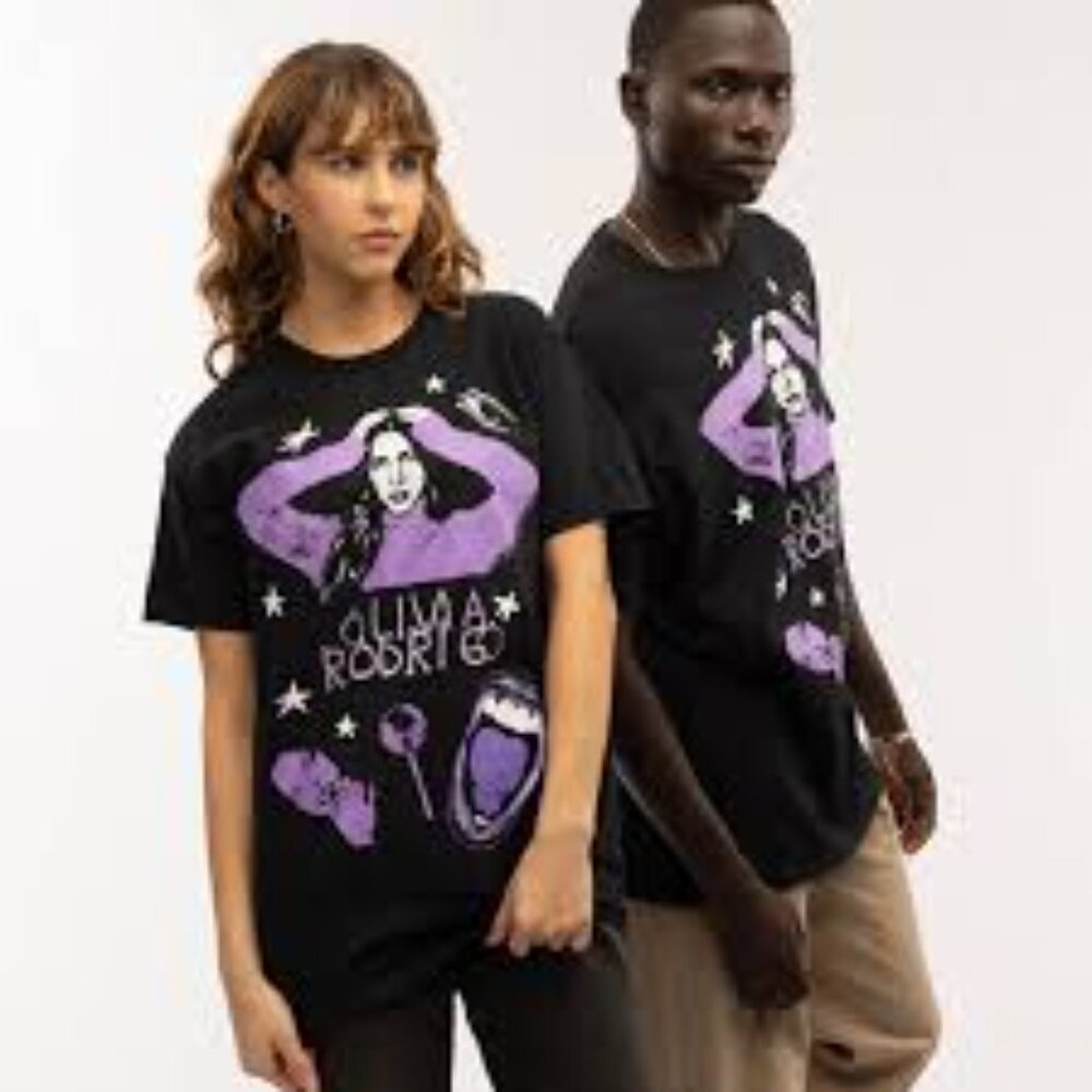 NEW! Olivia Rodrigo Tour T Shirt Adult M Medium Black Purple Concert Guts - Picture 2 of 3
